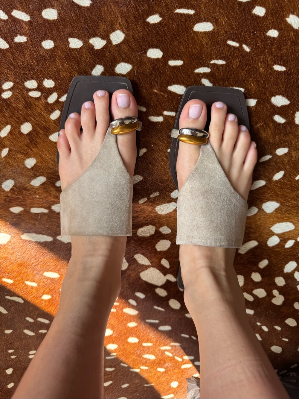 Zara Beige Suede Toe-Ring Sandals with Gold Accent